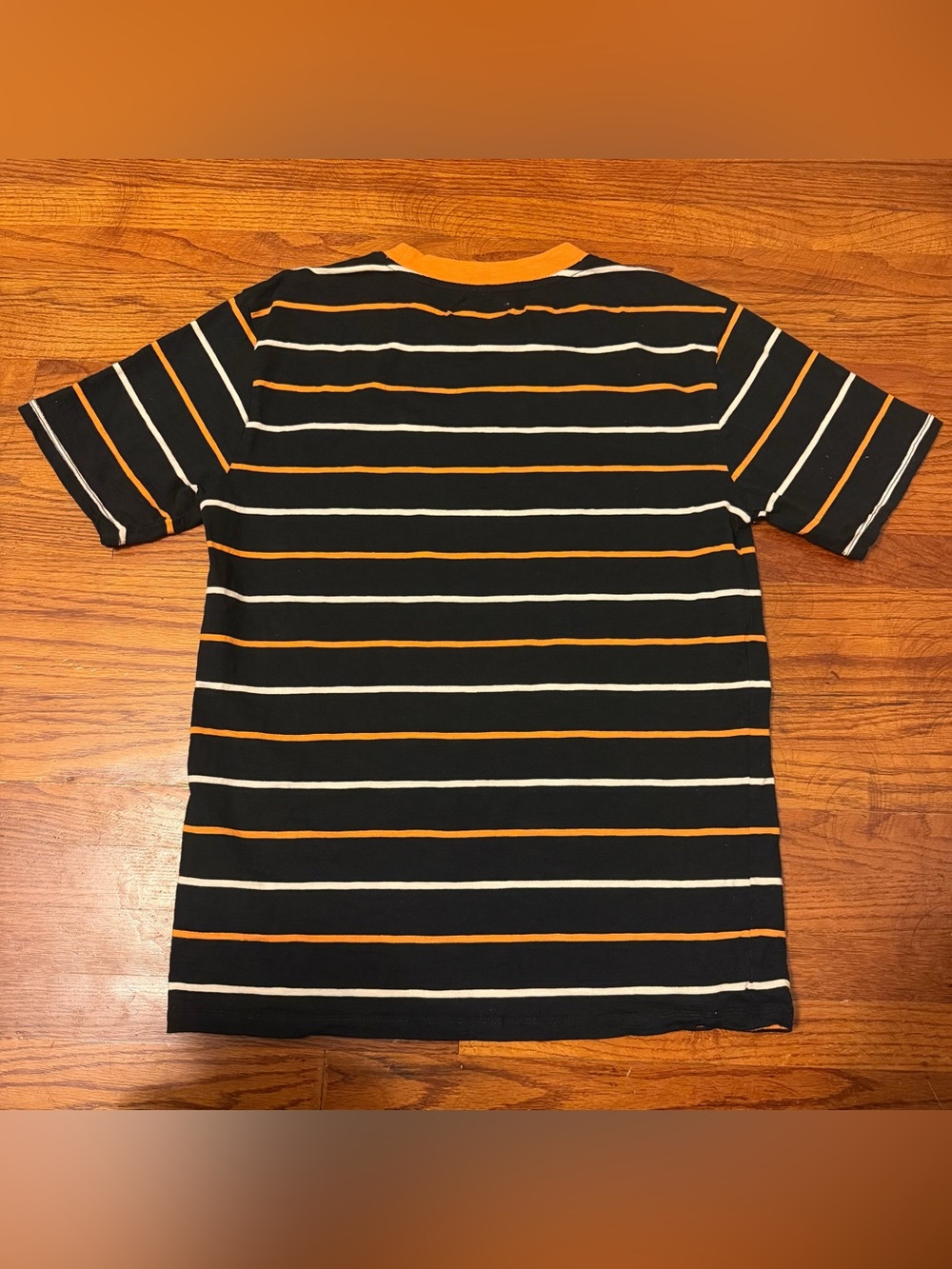GUESS Orange & Black Striped T-Shirt Small - Picture 2 of 4